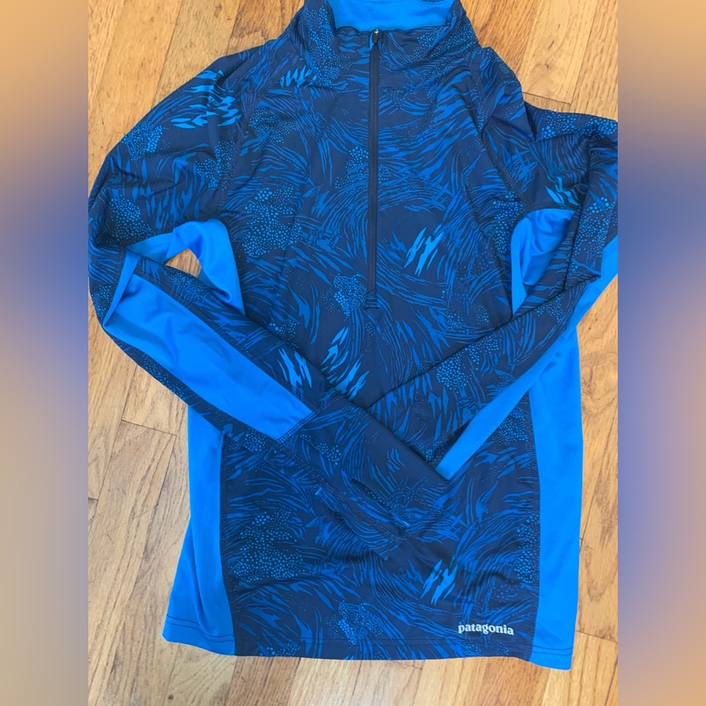 Women’s Patagonia Capilene, Small